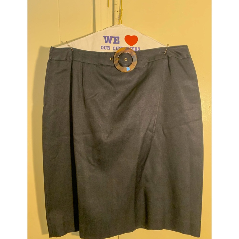 VALENTINO BLACK SKIRT WITH BELT ATTACHED